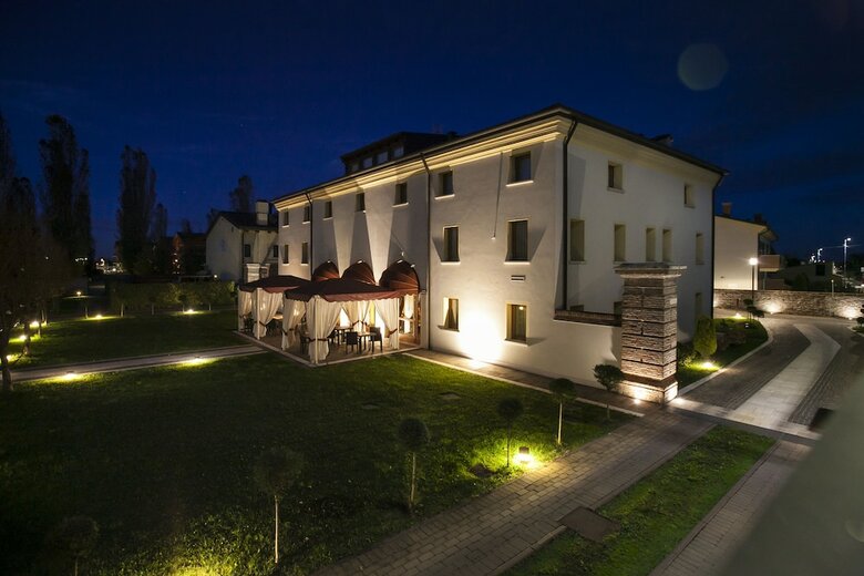 Hotel Albergo Antica Corte Marchesini