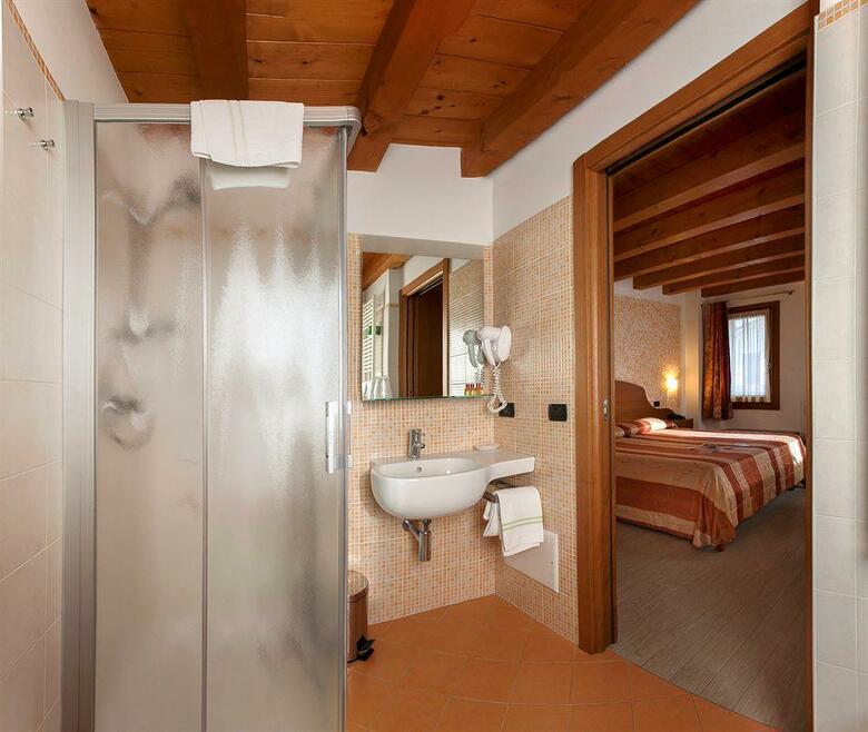 Hotel Albergo Antica Corte Marchesini
