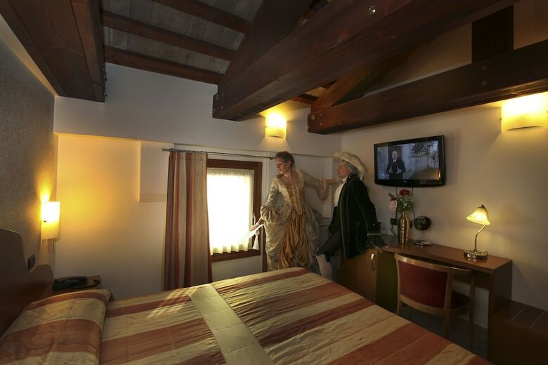 Hotel Albergo Antica Corte Marchesini