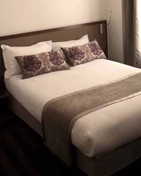 Art Hotel Batignolles