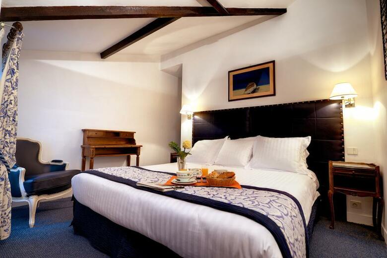 Relais Hotel Du Vieux Paris