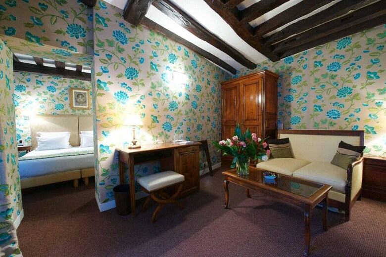 Relais Hotel Du Vieux Paris