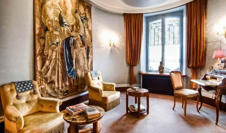 Hotel Du Quai Voltaire