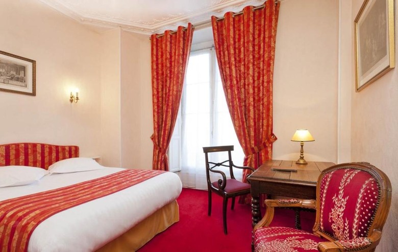 Hotel Du Quai Voltaire