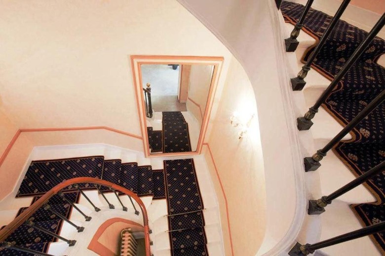 Hotel Du Quai Voltaire