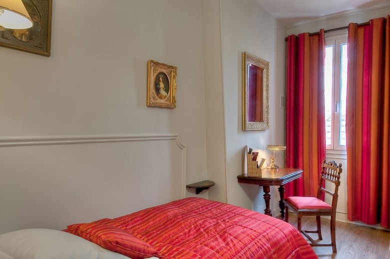 Hotel De La Porte Dor�e