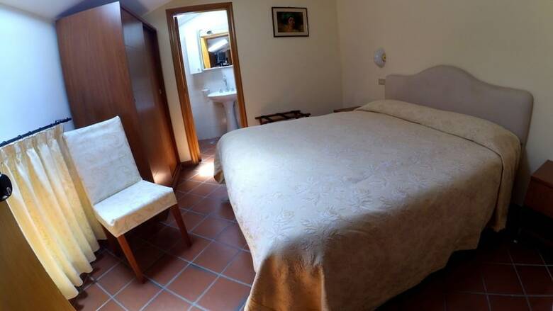 Bed & Breakfast Caterina House