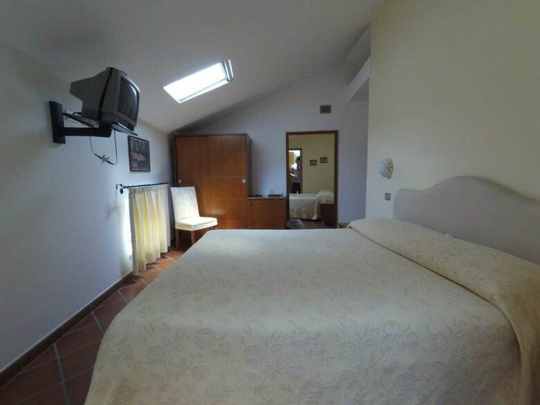 Bed & Breakfast Caterina House