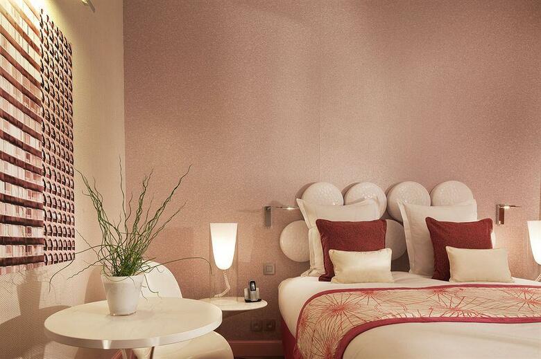 Hotel Le Petit Paris