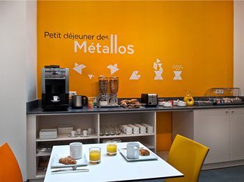 L Hotel De La Folie Mericourt