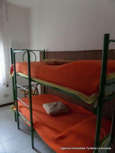 Apartment In Rosolina Mare 33105