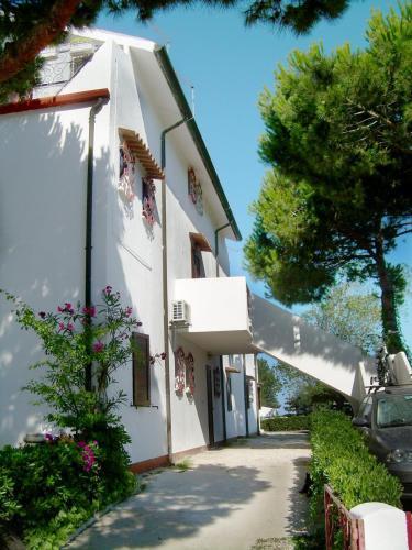 Apartment In Rosolina Mare 24927