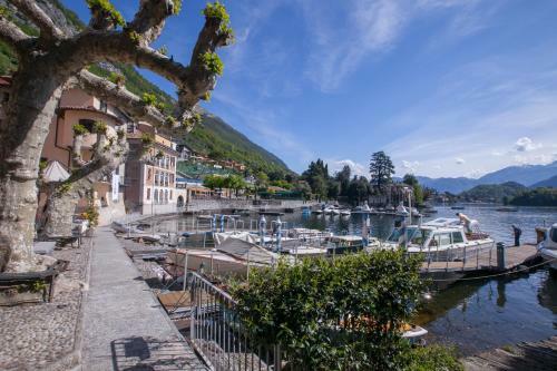 Sala Comacina Apartment Sleeps 3