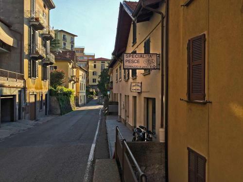 Colonno Villa Sleeps 8