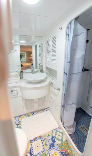 B&boat 360 Hospitality