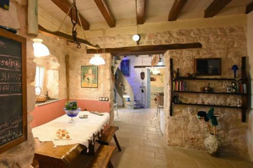 Sampieri Villa Sleeps 7 Pool Air Con Wifi