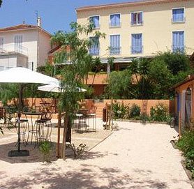 Hotel Petite Boh�me