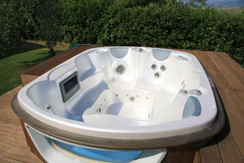 San Casciano Dei Bagni Villa Sleeps 6 Air Con Wifi