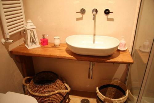 San Casciano Dei Bagni Villa Sleeps 6 Air Con Wifi