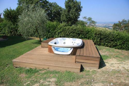 San Casciano Dei Bagni Villa Sleeps 6 Air Con Wifi