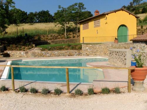 San Casciano In Val Di Pesa Villa Sleeps 12 Pool