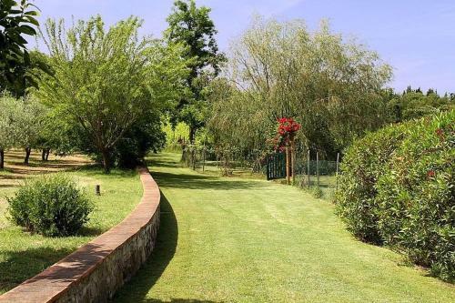 San Donato Villa Sleeps 4 Pool Wifi