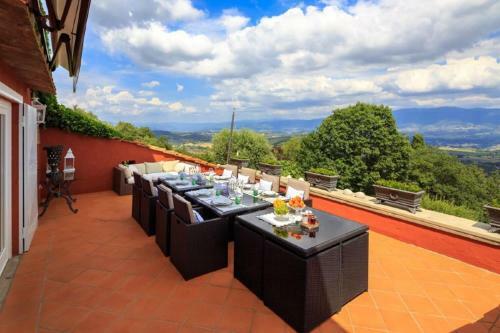San Donato In Collina Villa Sleeps 6 Pool Air Con
