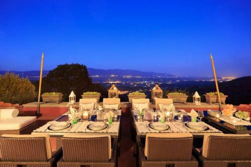 San Donato In Collina Villa Sleeps 6 Pool Air Con