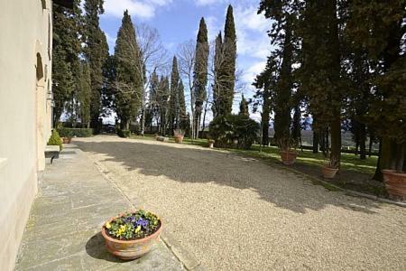 San Donato In Collina Villa Sleeps 20 Pool Wifi