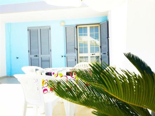 Hostal San Foca Rooms
