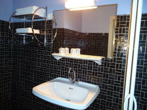 Hotel H�tel Des Voyageurs