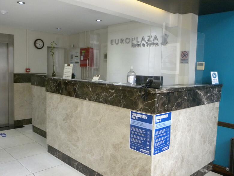 Europlaza Hotel & Suites