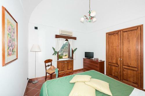Positano Villa Sleeps 2 Air Con Wifi