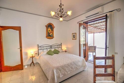 Positano Villa Sleeps 12 Pool Air Con Wifi