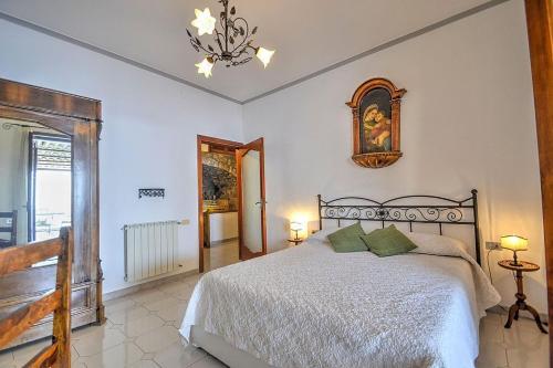 Positano Villa Sleeps 12 Pool Air Con Wifi