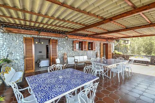 Positano Villa Sleeps 12 Pool Air Con Wifi