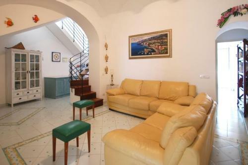 Positano Apartment Sleeps 6 Air Con Wifi