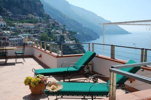 Positano Apartment Sleeps 6 Air Con Wifi