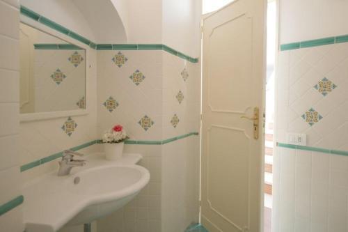 Positano Apartment Sleeps 6 Air Con Wifi