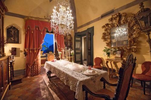 Positano Villa Sleeps 9 Pool Air Con Wifi