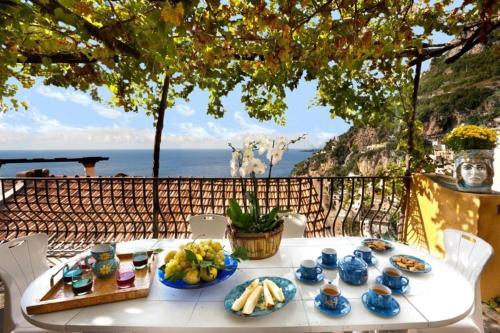 Positano Villa Sleeps 11 Air Con Wifi