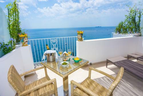 Hostal Villa Pietra Santa