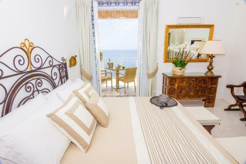 Hostal Villa Pietra Santa