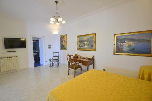 Positano Villa Sleeps 8 Pool Air Con Wifi