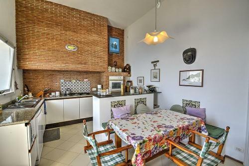 Positano Villa Sleeps 8 Air Con Wifi