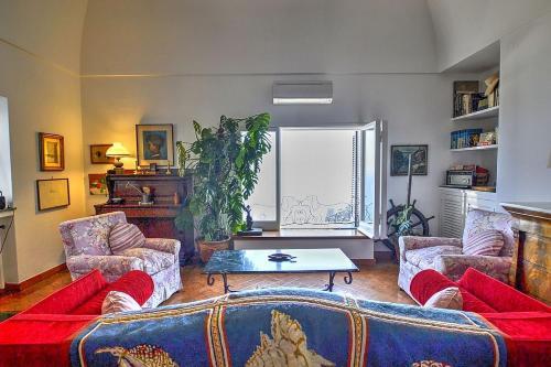 Positano Villa Sleeps 8 Air Con Wifi