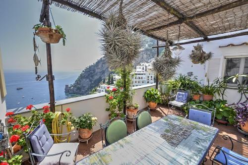 Positano Villa Sleeps 8 Air Con Wifi