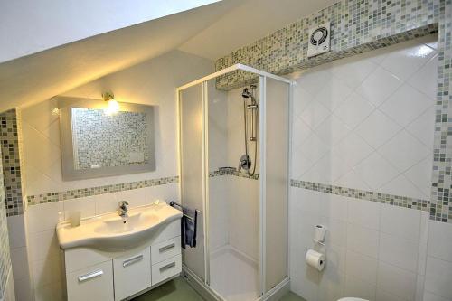 Positano Villa Sleeps 8 Air Con Wifi