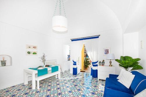 Positano Villa Sleeps 6 Air Con Wifi