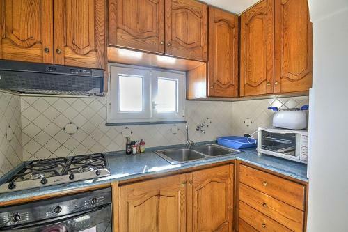 Positano Villa Sleeps 4 Air Con